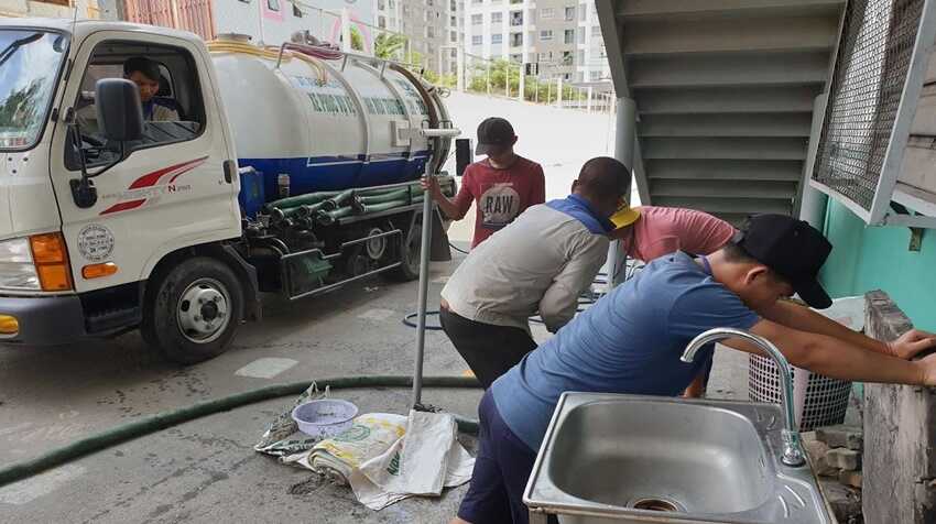 Công Ty Hút Hầm Cầu Cam Lâm: Uy Tín, Giá Cả Hợp Lý 2 Hút hầm cầu Cam Lâm - Dịch vụ nhanh 24h