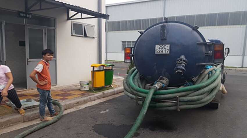 Dịch Vụ Hút Hầm Cầu Tại Khánh Hòa: Vệ Sinh, An Toàn, Tiết Kiệm 2 Hút hầm cầu Khánh Hòa - Dịch vụ nhanh 24h
